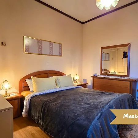 Family-friendly In A With 4k Netflix And Fast Internet, 30 Mins Away From Thessaloniki Appartamento Gefyra