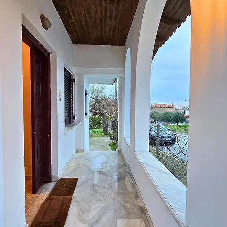 Appartamento Family-friendly In A With 4k Netflix And Fast Internet, 30 Mins Away From Thessaloniki