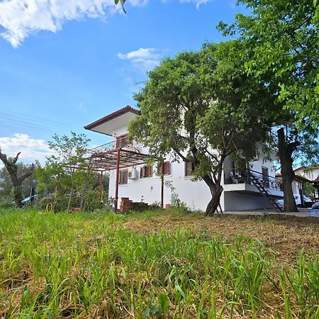Family-friendly In A With 4k Netflix And Fast Internet, 30 Mins Away From Thessaloniki