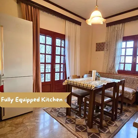 Family-friendly In A With 4k Netflix And Fast Internet, 30 Mins Away From Thessaloniki Apartment Gefyra