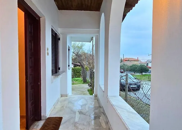 Apartament Family-friendly In A With 4k Netflix And Fast Internet, 30 Mins Away From Thessaloniki