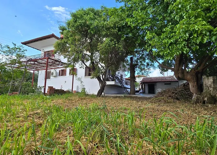 Family-friendly In A With 4k Netflix And Fast Internet, 30 Mins Away From Thessaloniki Apartament